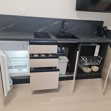 Nel Sole Business Apartment Bologna Bagian luar foto