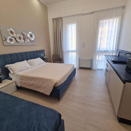 Nel Sole Business Apartment Bologna Bagian luar foto