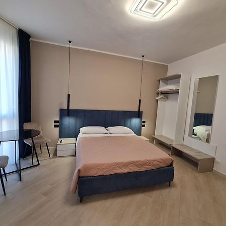 Nel Sole Business Apartment Bologna Bagian luar foto