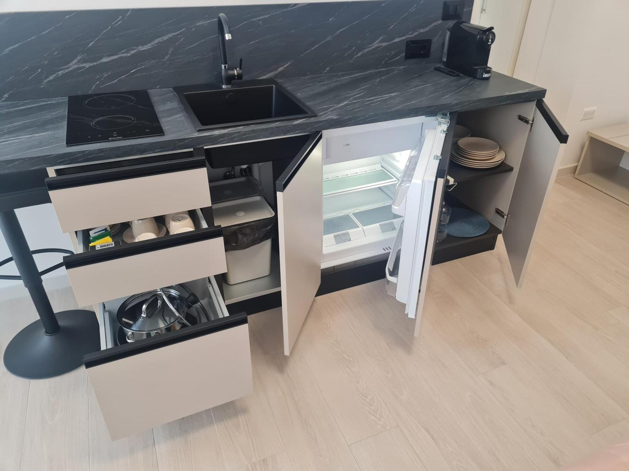 Nel Sole Business Apartment Bologna Bagian luar foto