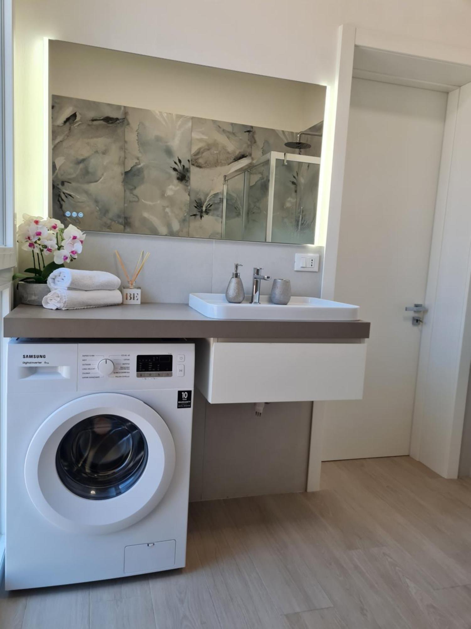 Nel Sole Business Apartment Bologna Bagian luar foto