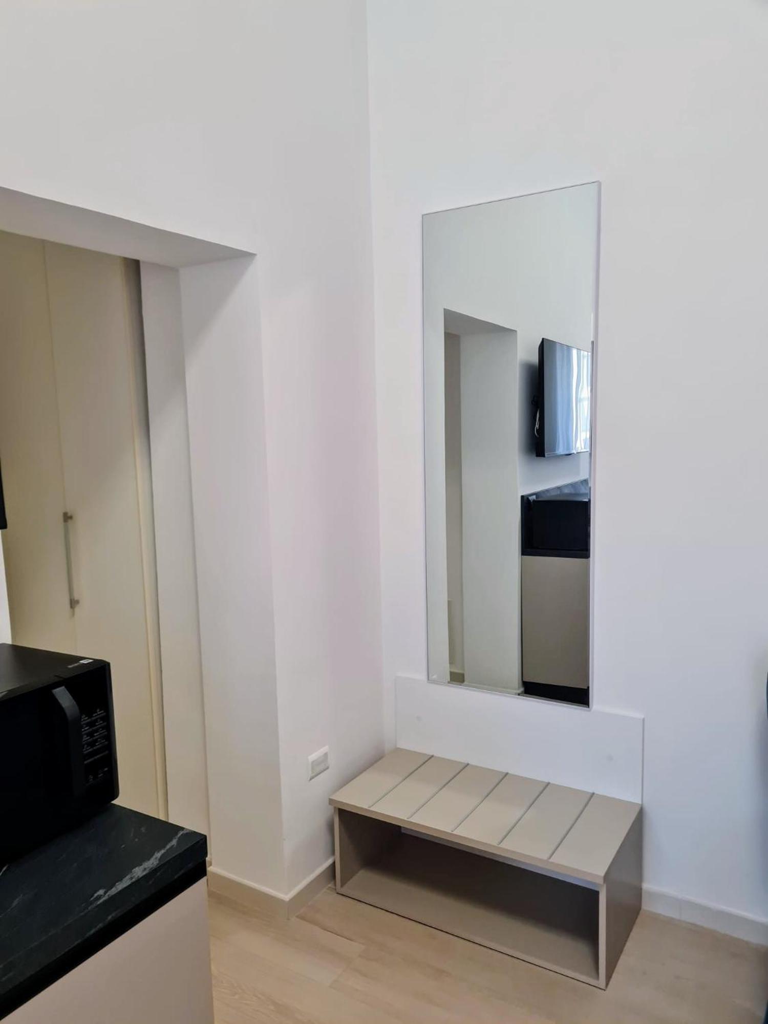 Nel Sole Business Apartment Bologna Bagian luar foto